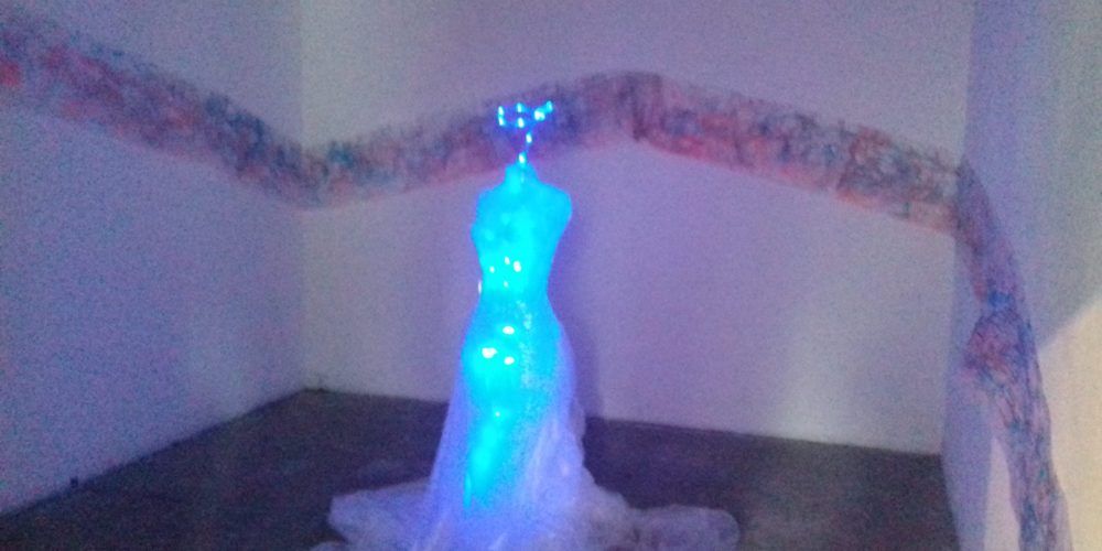 Ange contemporain, 2020, Installation au 6B, Saint Denis, France et à La chapelle de Montmagny, mai 2025