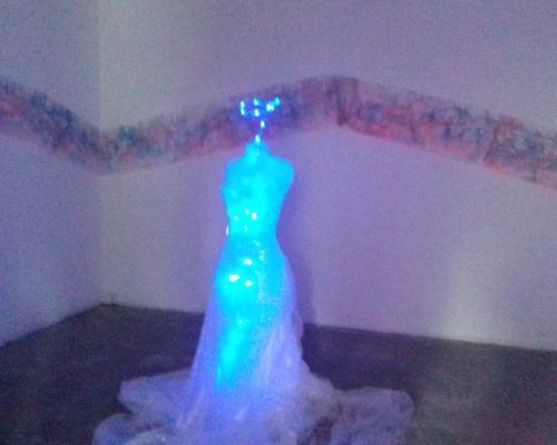 Ange contemporain, 2020, Installation au 6B, Saint Denis, France et à La chapelle de Montmagny, mai 2025